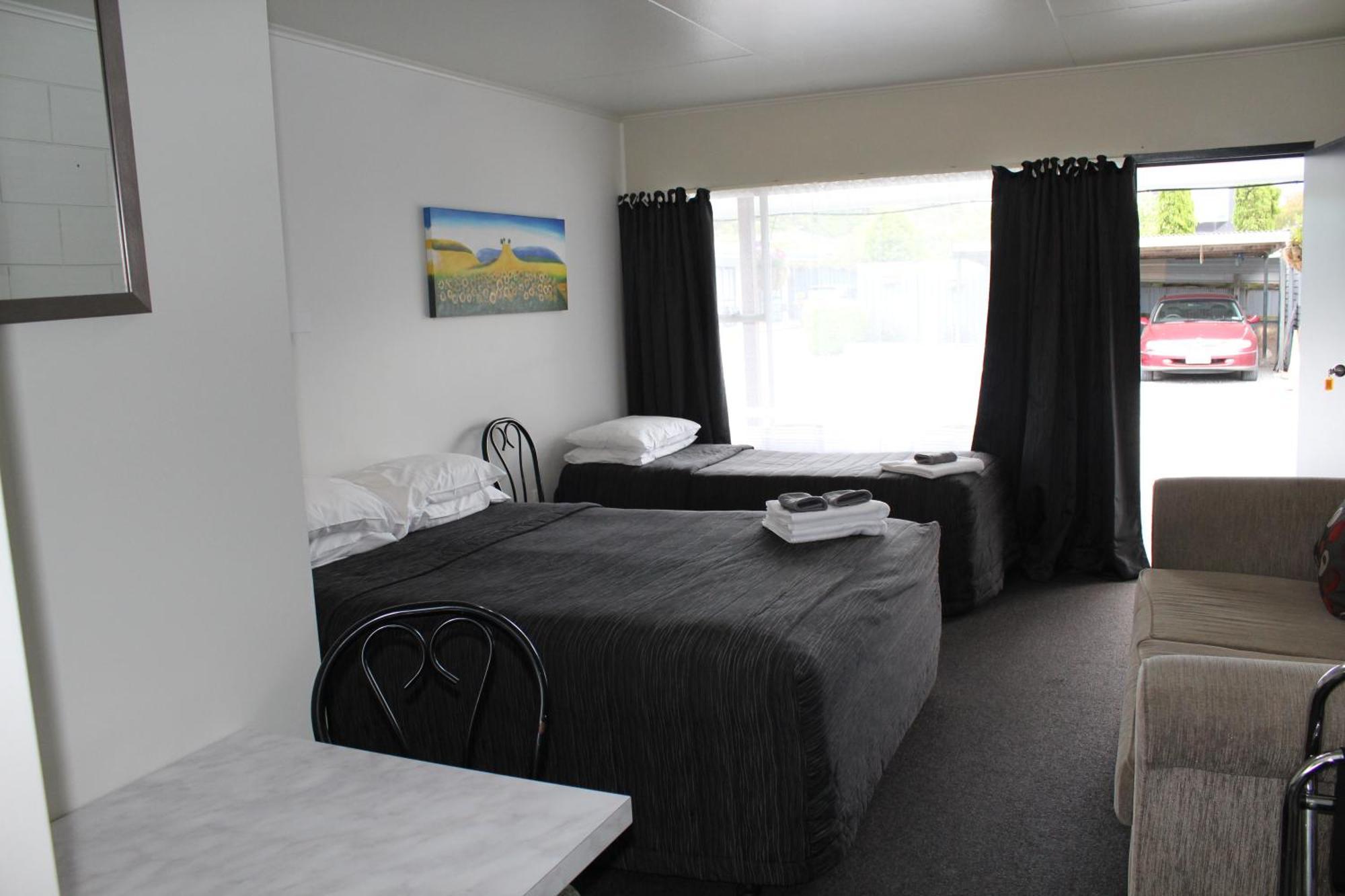 Sierra Beachfront Motel Kaikoura Exterior photo