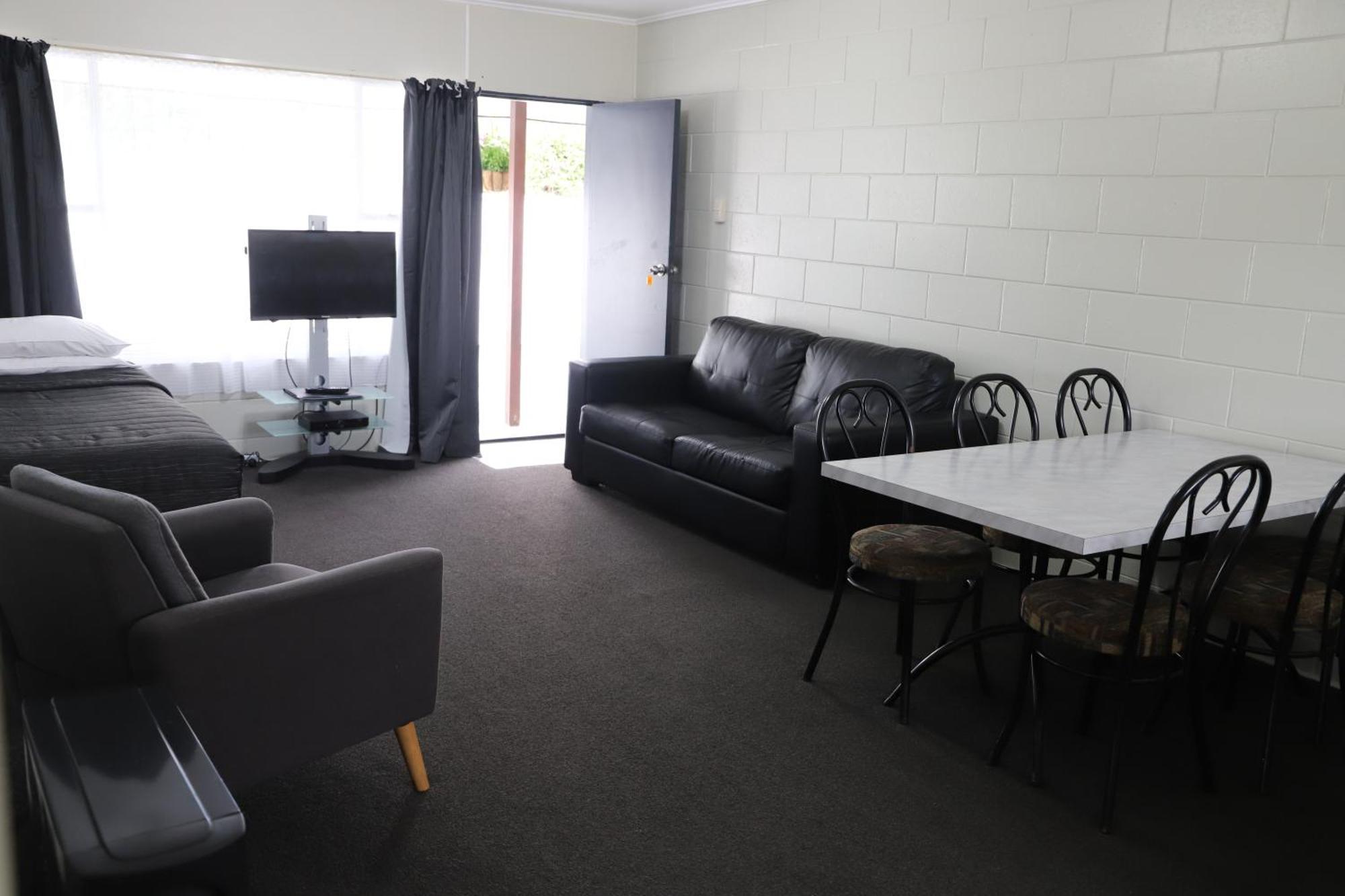 Sierra Beachfront Motel Kaikoura Exterior photo
