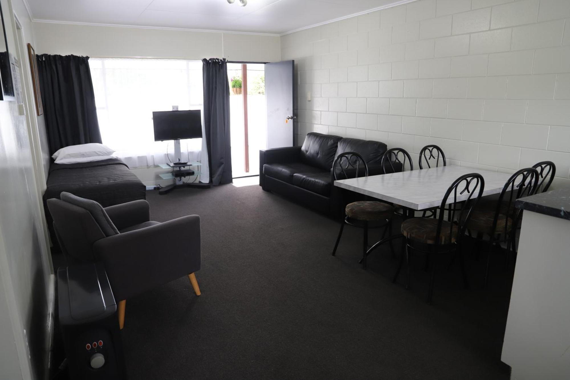 Sierra Beachfront Motel Kaikoura Exterior photo